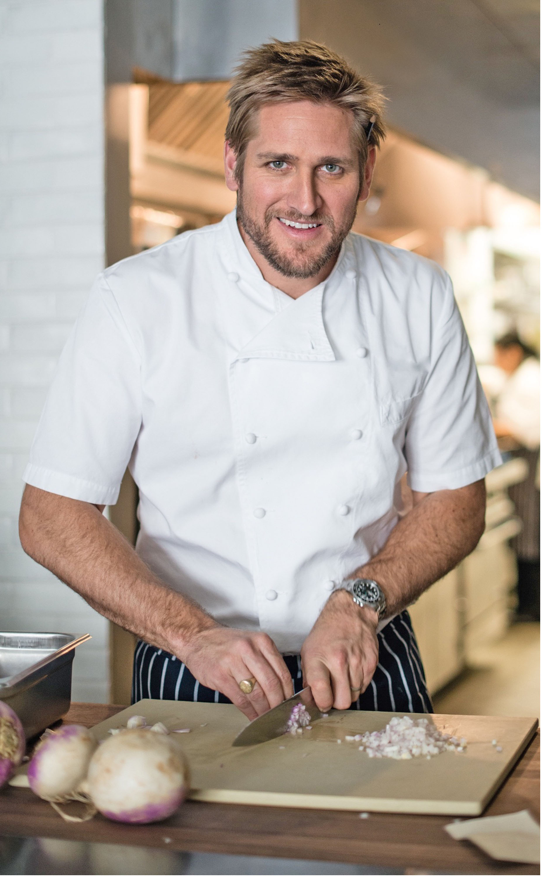 Curtis Stone in the kitchen email