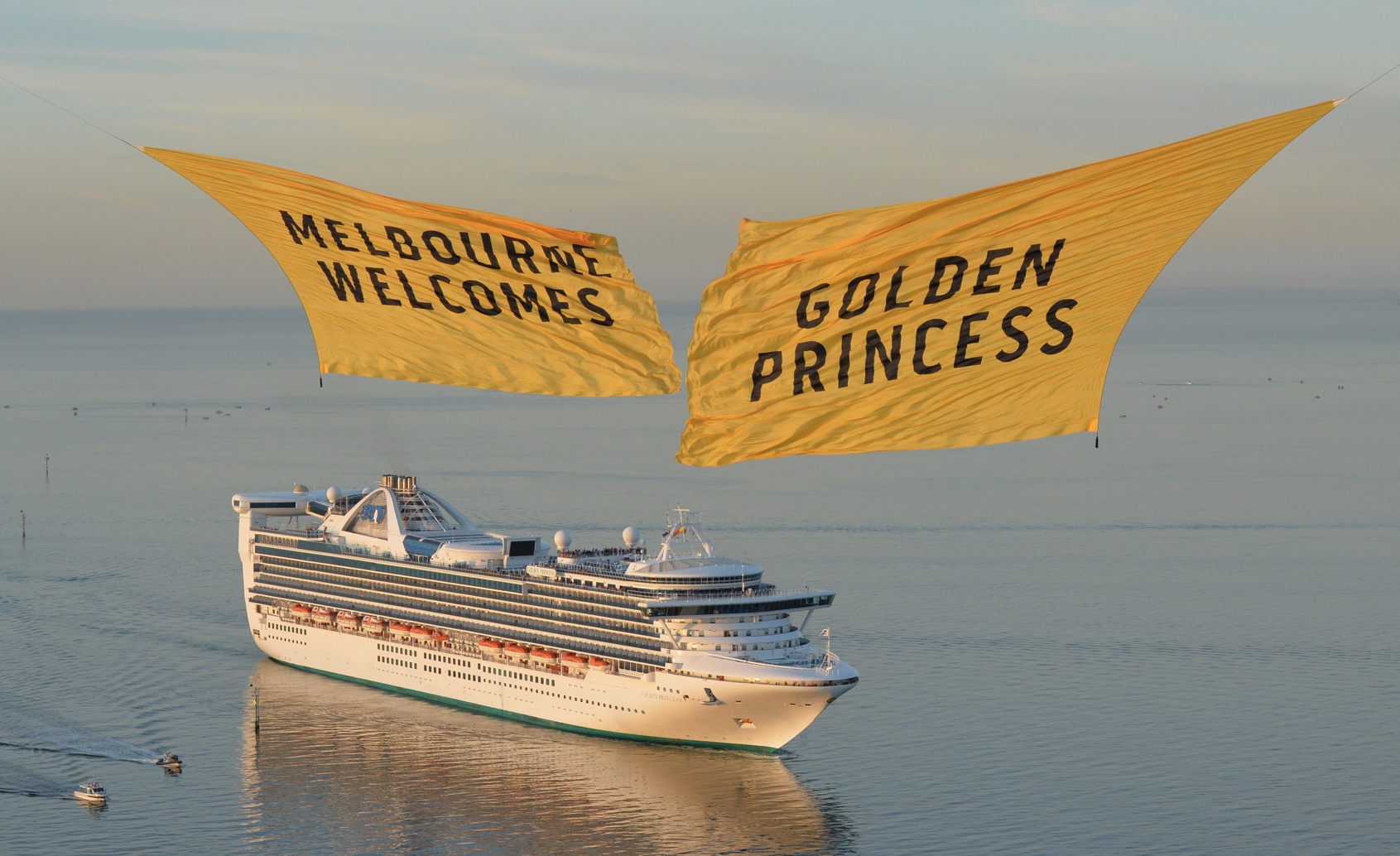 Melbourne Welcomes Golden Princess