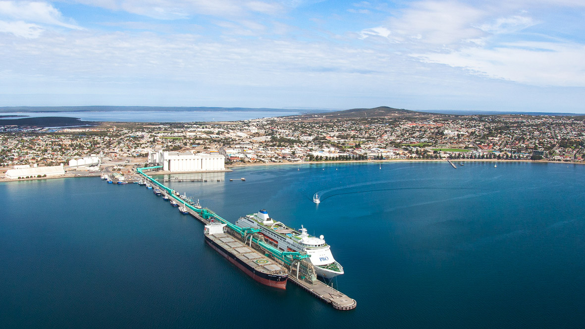 Pacific Pearl in Port Lincoln photo credit Robert Lang